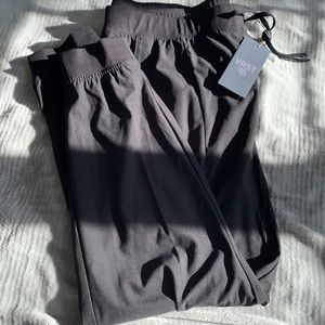 Men’s slim fit jogger pants XL